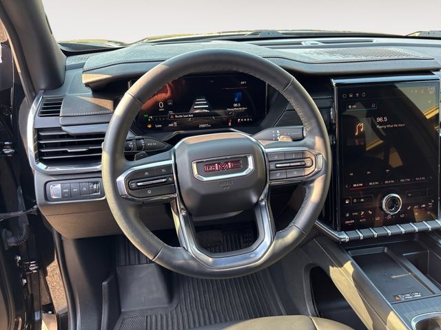 Used 2024 GMC Acadia Elevation w/ Trailering Package AWD/4WD image 13