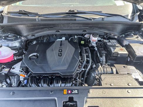 Used 2023 Hyundai Santa Fe SEL FWD image 15