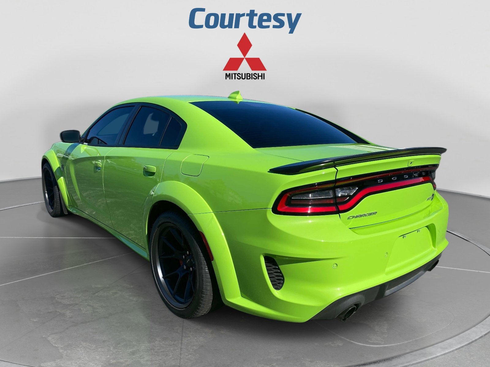 Used 2023 Dodge Charger SRT Hellcat w/ Harman/Kardon Audio Group RWD image 3