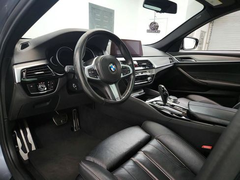 Used 2019 BMW 530i w/ M Sport Package RWD image 13