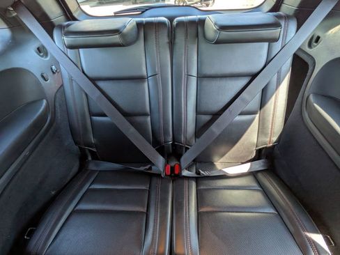 Used 2024 Dodge Durango GT image 12