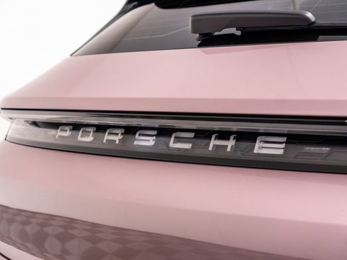 Certified 2023 Porsche Taycan 4S AWD/4WD image 38
