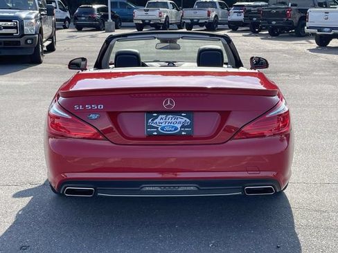Used 2014 Mercedes-Benz SL 550 image 9