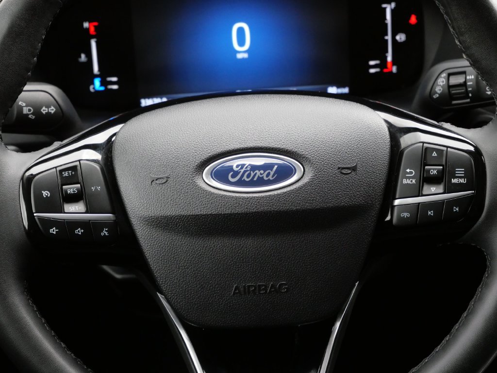 Certified 2023 Ford Escape Active AWD/4WD image 18