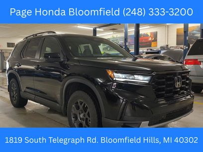 Used 2025 Honda Pilot TrailSport