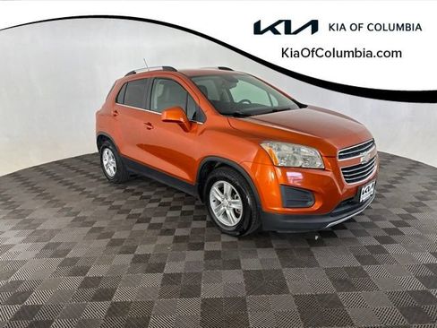 Used 2015 Chevrolet Trax LT w/ LT Plus Package FWD image 1