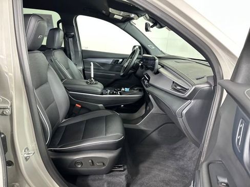 New 2026 Buick Enclave Sport Touring w/ Power Package image 58