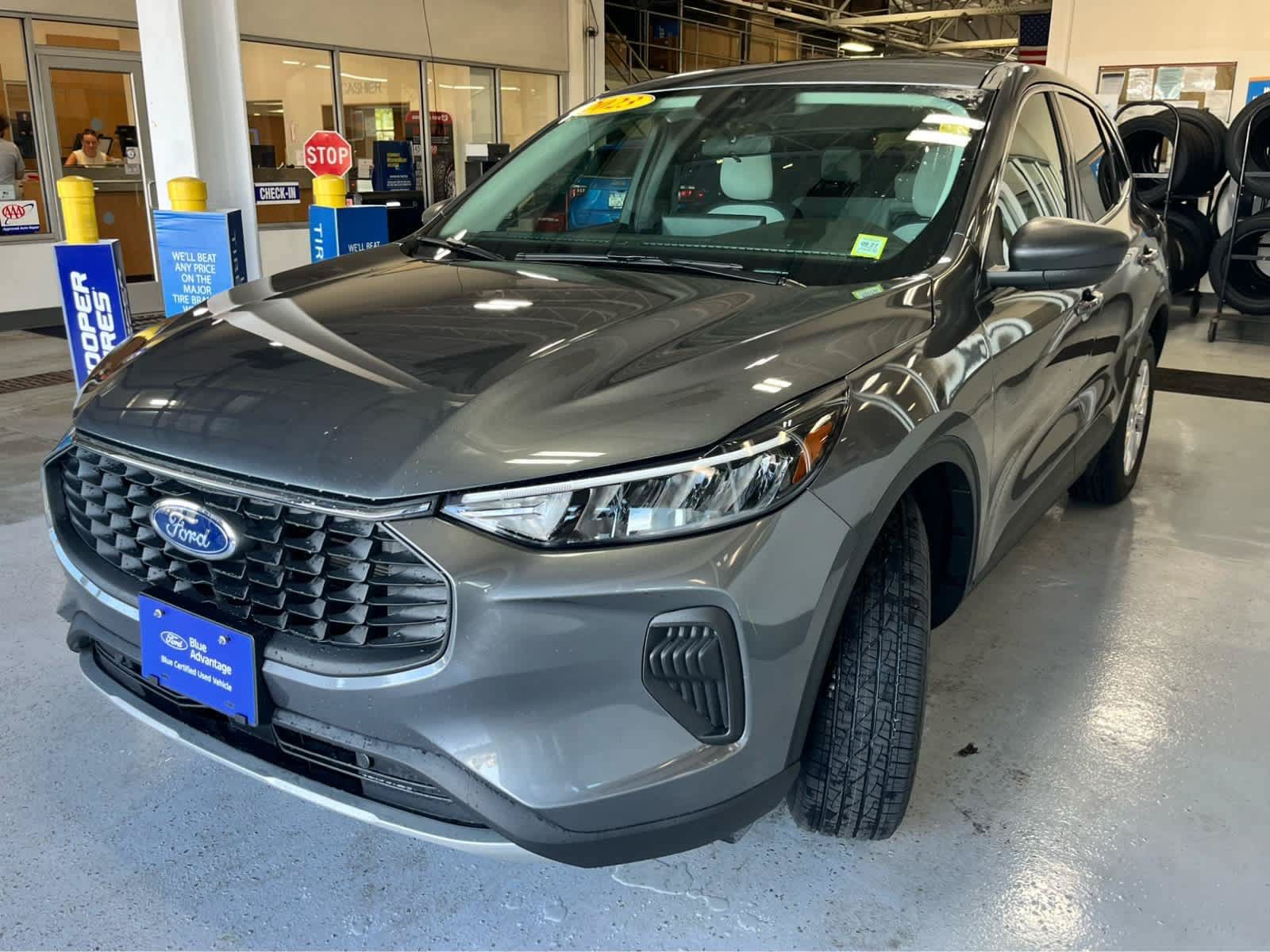 Certified 2023 Ford Escape Active w/ Tech Pack #1 AWD/4WD image 6