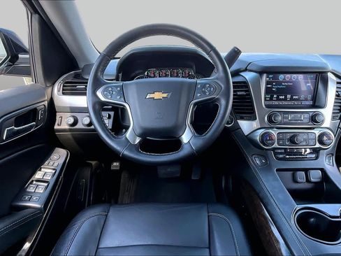 Used 2019 Chevrolet Tahoe LT w/ RST Edition AWD/4WD image 6