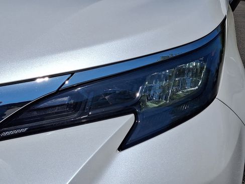 Used 2025 Toyota Sienna XLE w/ XLE Plus Package AWD/4WD image 10
