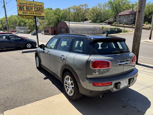 Used 2017 MINI Cooper Clubman ALL4 AWD/4WD image 5