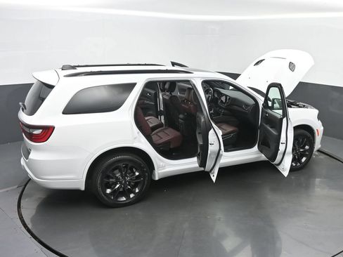Used 2024 Dodge Durango GT AWD/4WD image 35