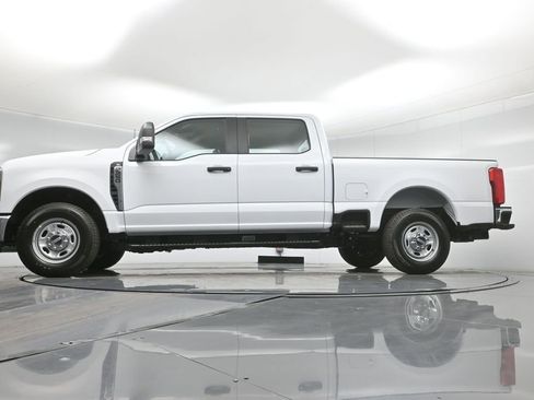 New 2026 Ford F250 XL w/ XL Chrome Package image 49