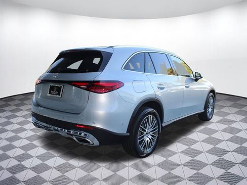 Used 2026 Mercedes-Benz GLC 300 image 9