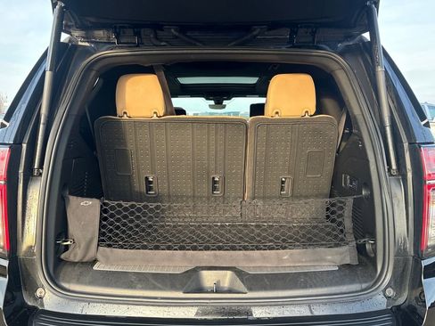 Used 2022 Chevrolet Tahoe Premier w/ Premium Package image 37