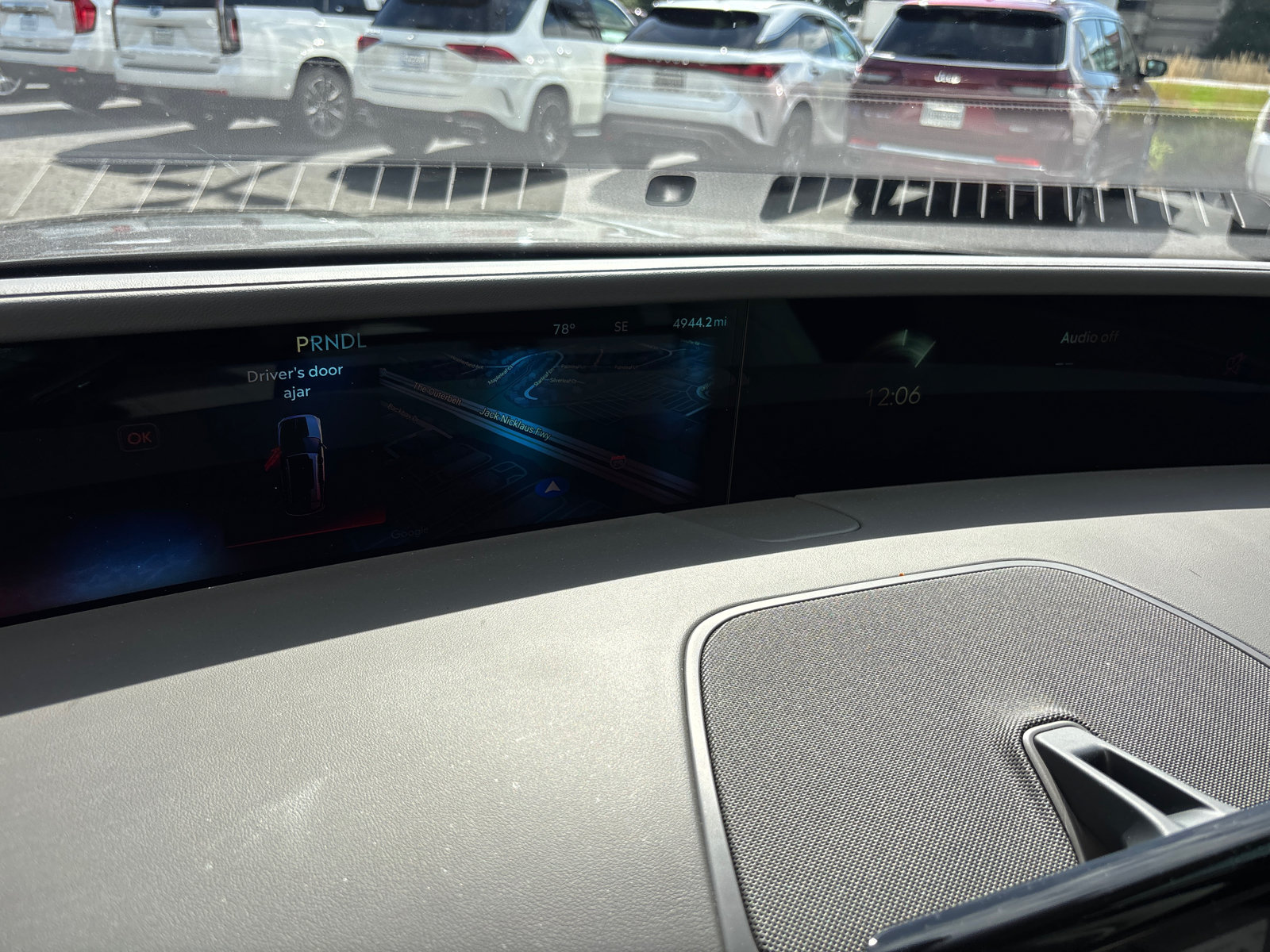 Certified 2025 Lincoln Nautilus Premier AWD/4WD image 18