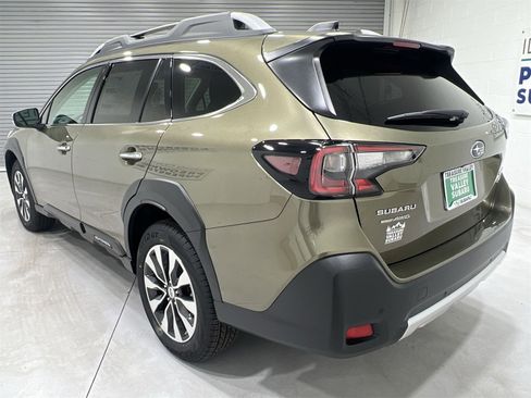 New 2025 Subaru Outback Touring XT image 6