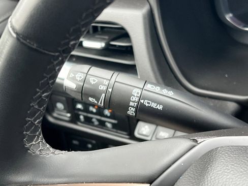 Used 2024 Chevrolet Suburban High Country w/ Premium Package 2 image 38