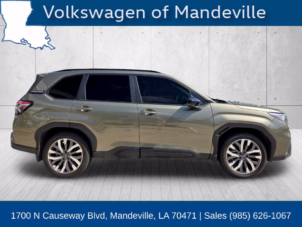Used 2025 Subaru Forester Touring w/ Popular Package - Touring AWD/4WD image 6
