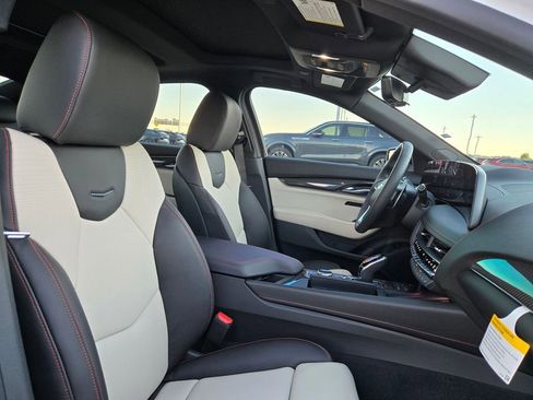 New 2026 Cadillac CT5 V w/ LPO, ONYX Package image 23