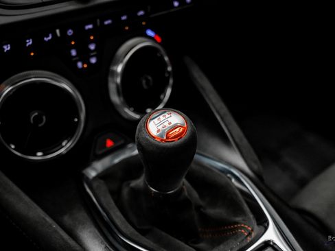 Used 2023 Chevrolet Camaro ZL1 image 57