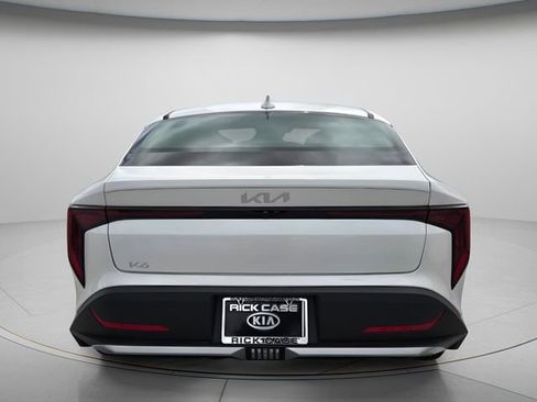 New 2025 Kia K4 LXS FWD image 4