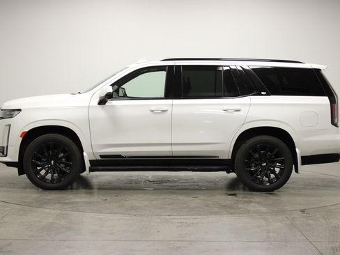 Used 2021 Cadillac Escalade Sport w/ Driver Assist Tech Package image 5