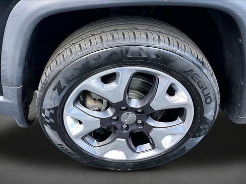 Used 2020 Jeep Compass Limited AWD/4WD image 33