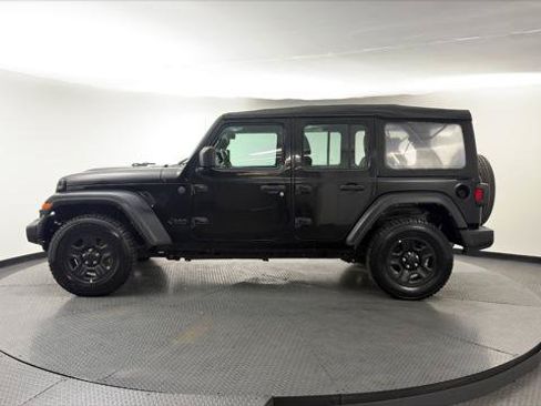 Used 2023 Jeep Wrangler Unlimited Sport AWD/4WD image 3