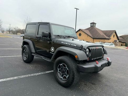 Used 2012 Jeep Wrangler Rubicon w/ Dual Top Group image 3