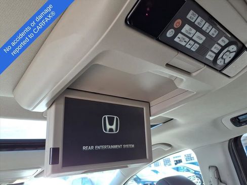 Used 2015 Honda Odyssey Touring image 17