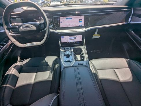 New 2025 Jeep Wagoneer S Limited image 9