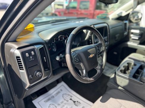 Used 2017 Chevrolet Silverado 1500 LT w/ All Star Edition RWD image 8