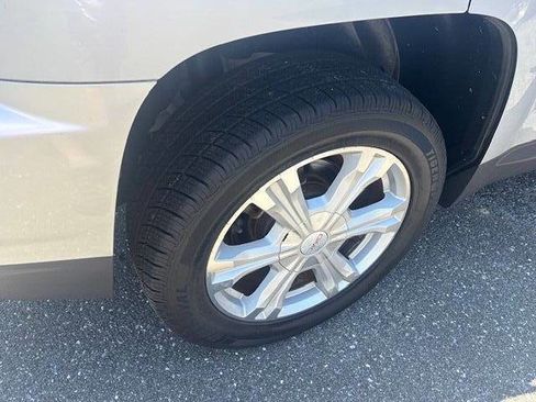 Used 2016 GMC Terrain SLT FWD image 7