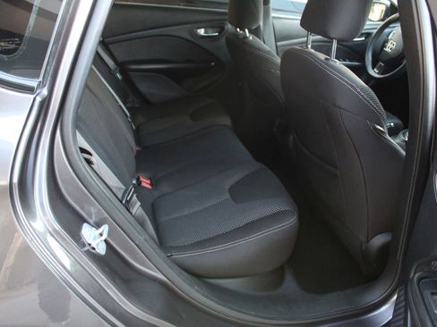 Used 2015 Dodge Dart SXT FWD image 11