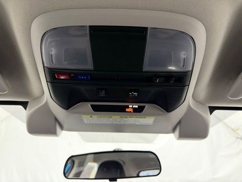 Used 2023 Subaru Impreza 2.0i Limited image 37