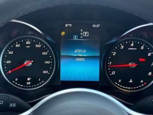 Used 2022 Mercedes-Benz GLC 300 image 23