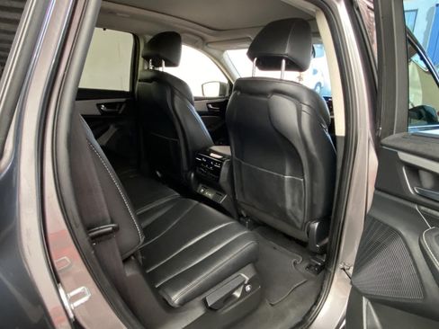 Used 2023 Acura MDX SH-AWD w/ Technology Package image 11