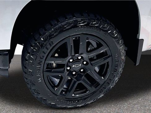 Used 2021 Chevrolet Silverado 1500 LT Trail Boss w/ Bed Protection Package AWD/4WD image 33