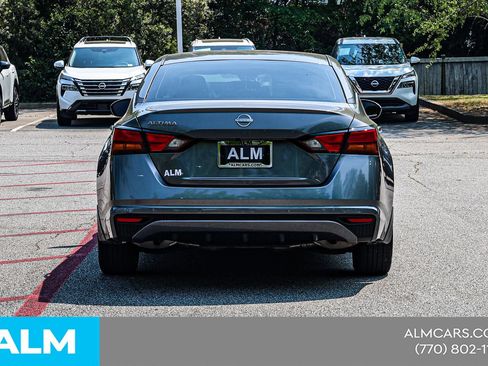 Used 2023 Nissan Altima 2.5 S FWD image 12