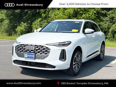Used 2025 Audi Q5 Premium Plus w/ Premium Plus AWD/4WD image 1