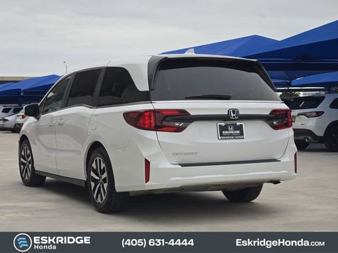 Certified 2026 Honda Odyssey EX-L image 5
