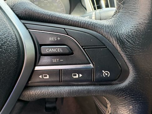 Used 2018 INFINITI Q60 3.0t Luxe w/ Sensory Package 3.0T Luxe RWD image 16