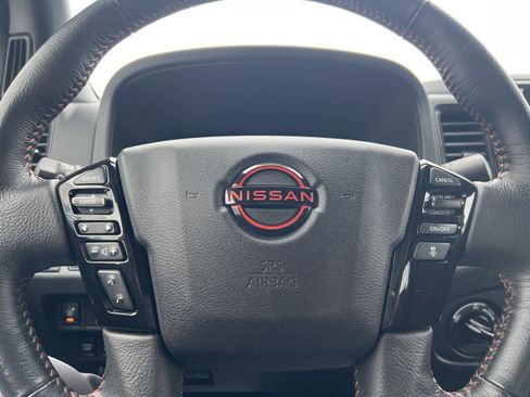 Used 2023 Nissan Frontier PRO-4X w/ Technology Package image 12
