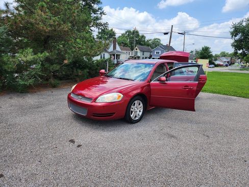 Used 2013 Chevrolet Impala LT w/ LT Sunroof Package FWD image 17