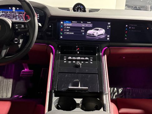 Used 2025 Porsche Panamera 4 image 62