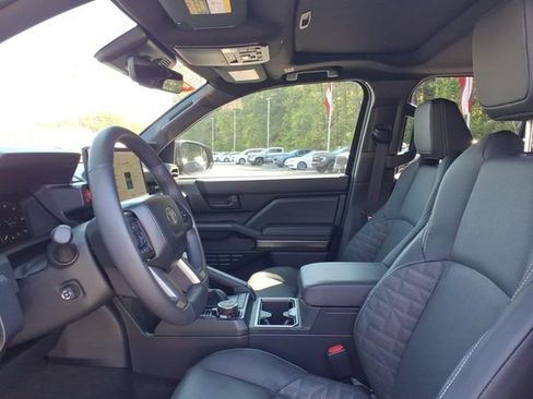 Used 2026 Toyota 4Runner TRD Off-Road Premium AWD/4WD image 5