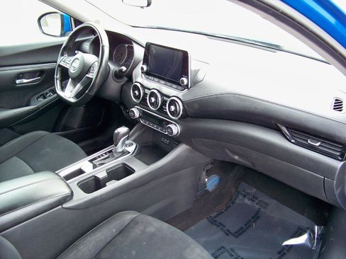 Used 2021 Nissan Sentra SV FWD image 15