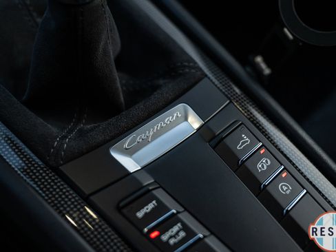 Used 2016 Porsche Cayman GTS image 39