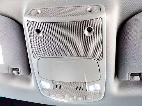 Used 2019 Ford F250 XLT image 14